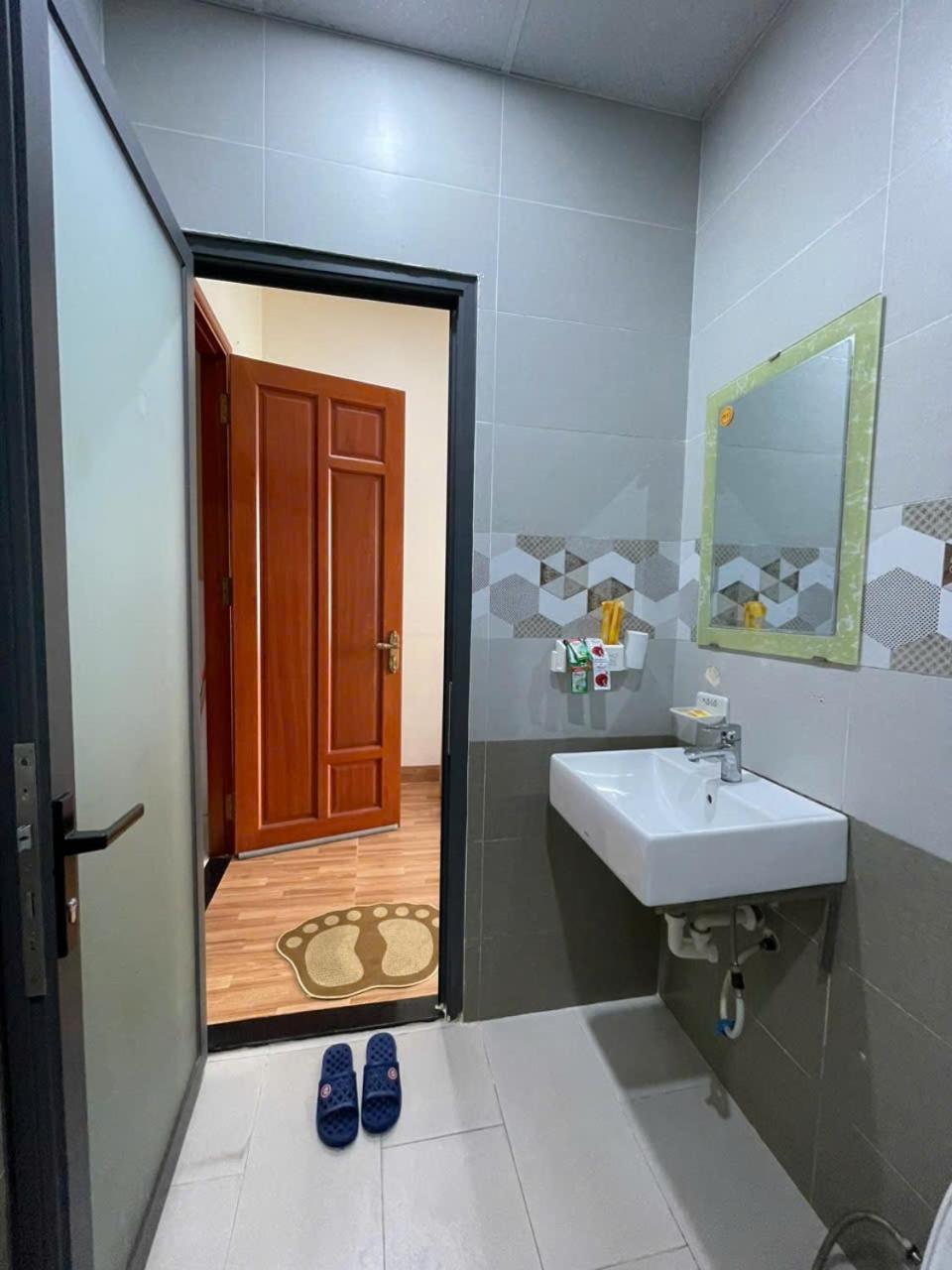 Ha Linh Motel Вунг Тау Екстериор снимка